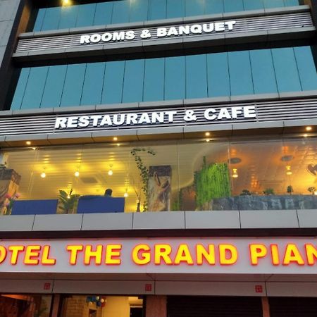 Hotel The Grand Piano - Best Business Hotel In Patan Exterior foto